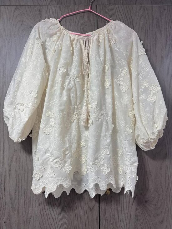 Tops - White Embroidered Blouse